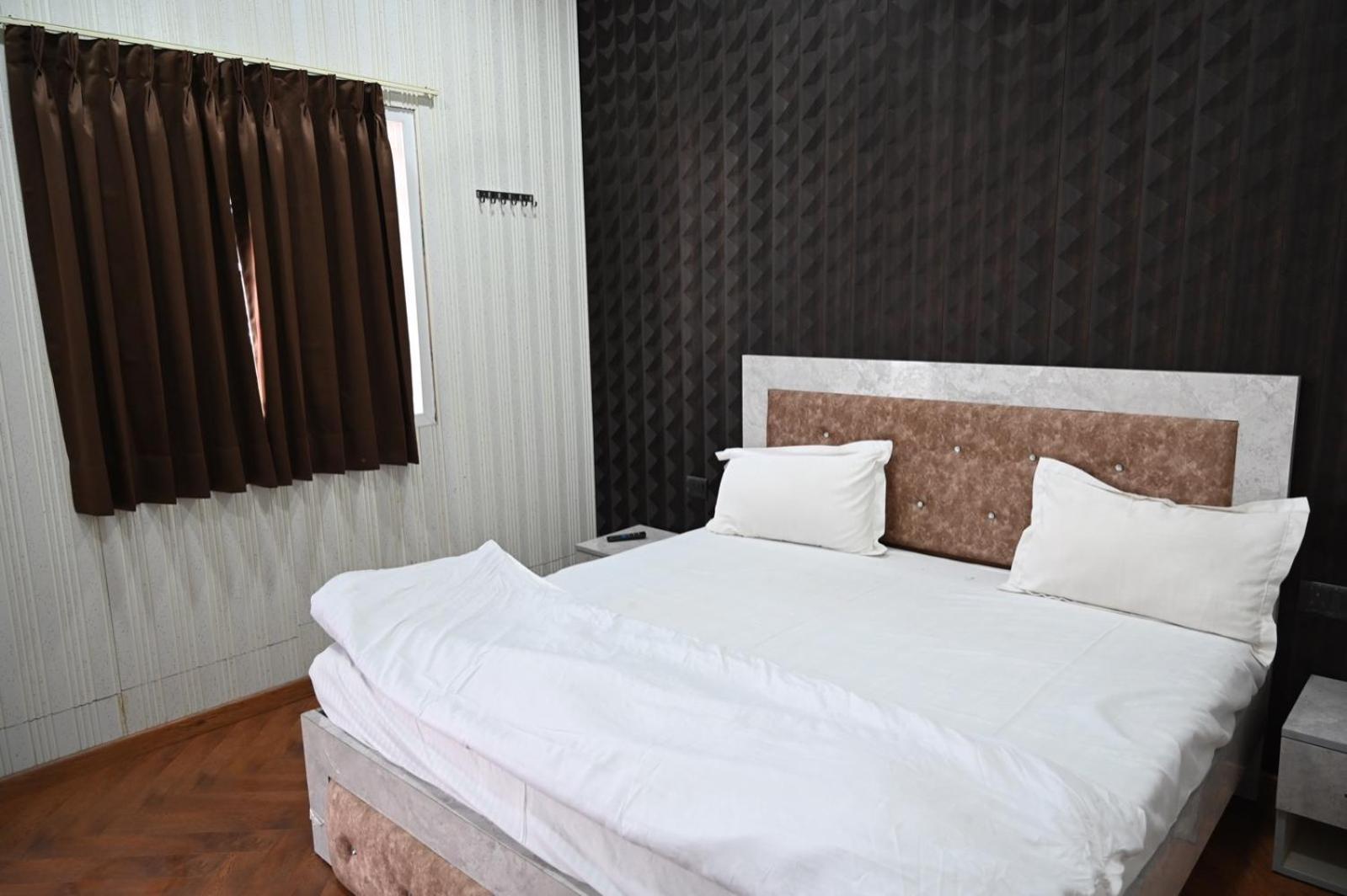 4 Seasons Resort By Jain Residency Sohna Экстерьер фото