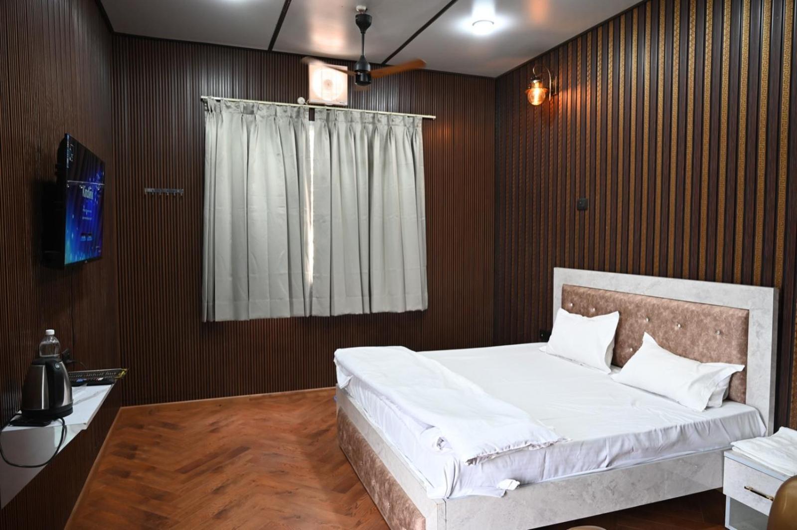 4 Seasons Resort By Jain Residency Sohna Экстерьер фото
