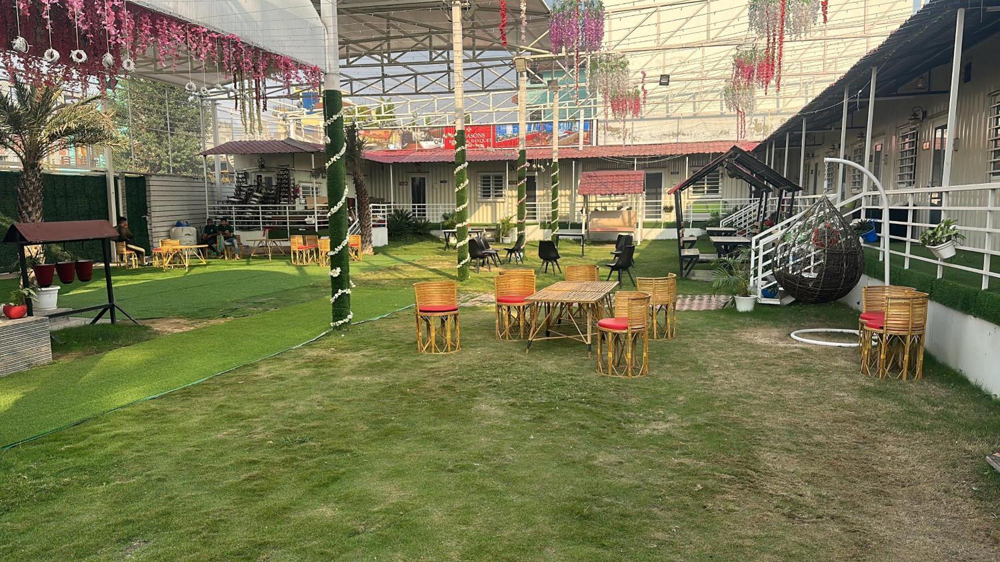 4 Seasons Resort By Jain Residency Sohna Экстерьер фото